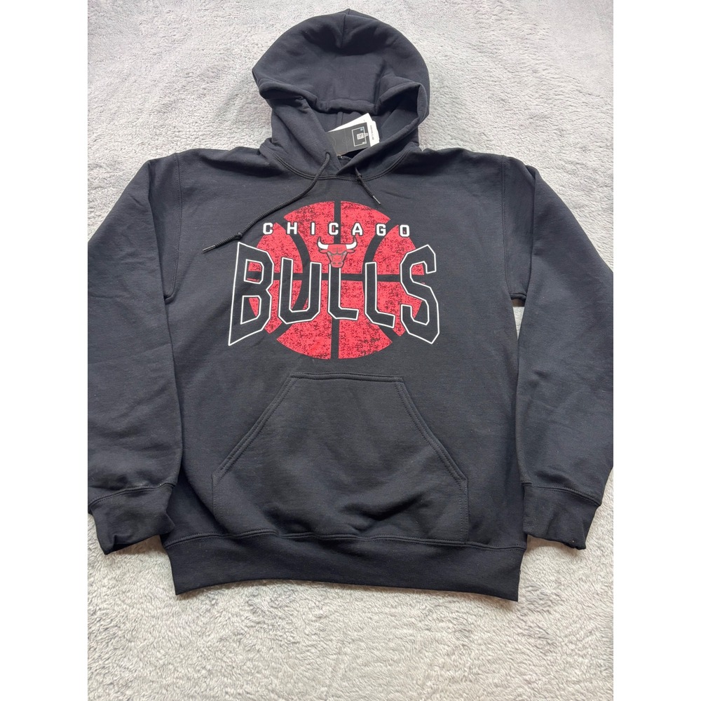 NWT Chicago Bulls CSA Mens Black Basketball Graphic Pullover Hoodie Size Small‎